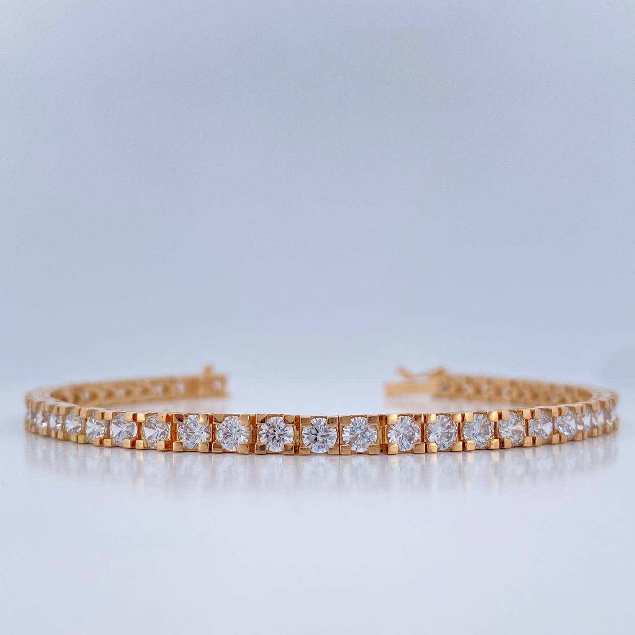 Tennis Bracelet 15.25gr / 7 in / 3.35mm 18K Gold $