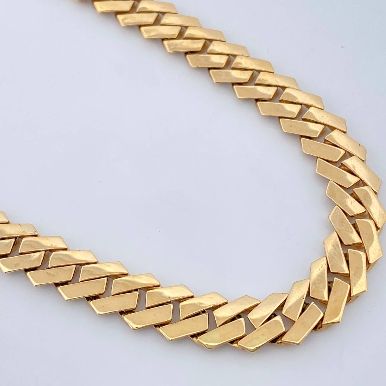 Cuban Links 50.3gr / 0 in / 8mm Yellow Gold 18K %

