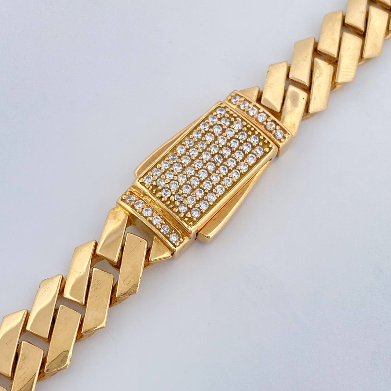 Cuban Links 50.3gr / 0 in / 8mm Yellow Gold 18K %
