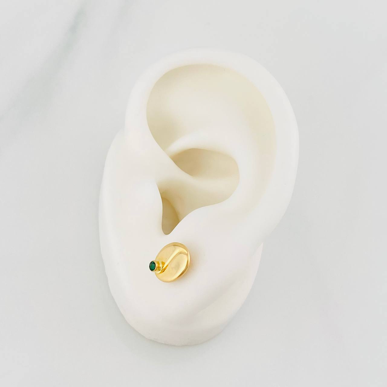 Stud Earrings Coffee Bean 1.1g / in / 7.6mm Yellow Gold 18K