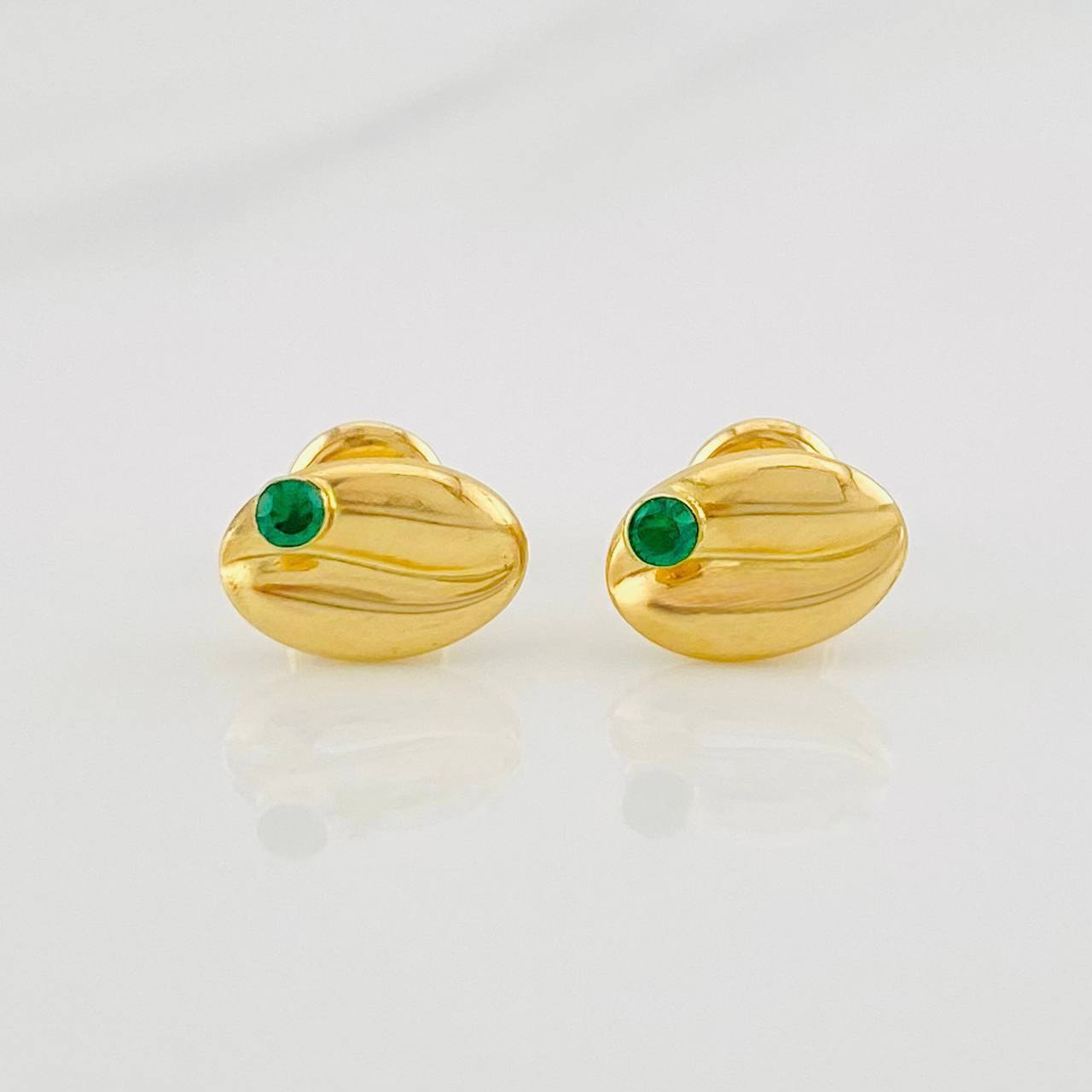 Stud Earrings Coffee Bean 0.8g / in / 6.6mm 18K Yellow Gold