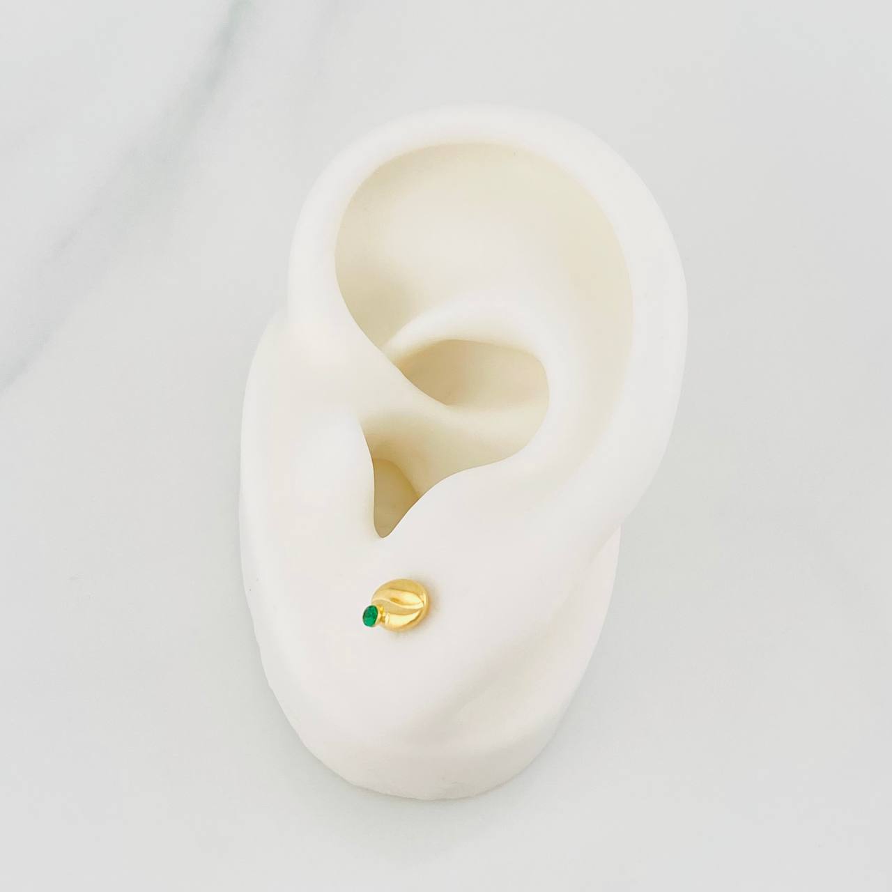 Stud Earrings Coffee Bean 0.55g / in / 4.4mm 18K Yellow Gold