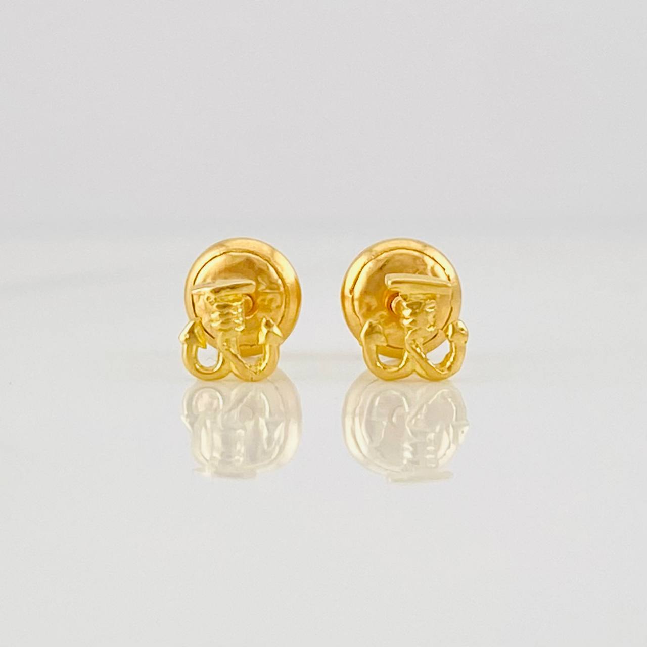 Stud Earrings Anchor 0.7g / in / 4.5mm Yellow Gold 18K