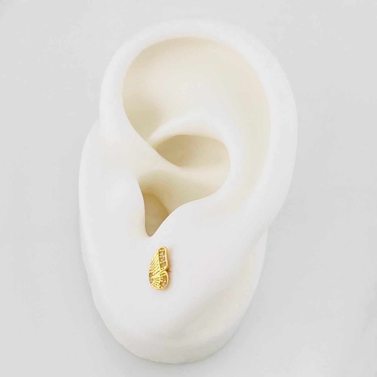 Stud Earrings Butterfly Wings 0.9g / in / 7mm Yellow Gold 18K