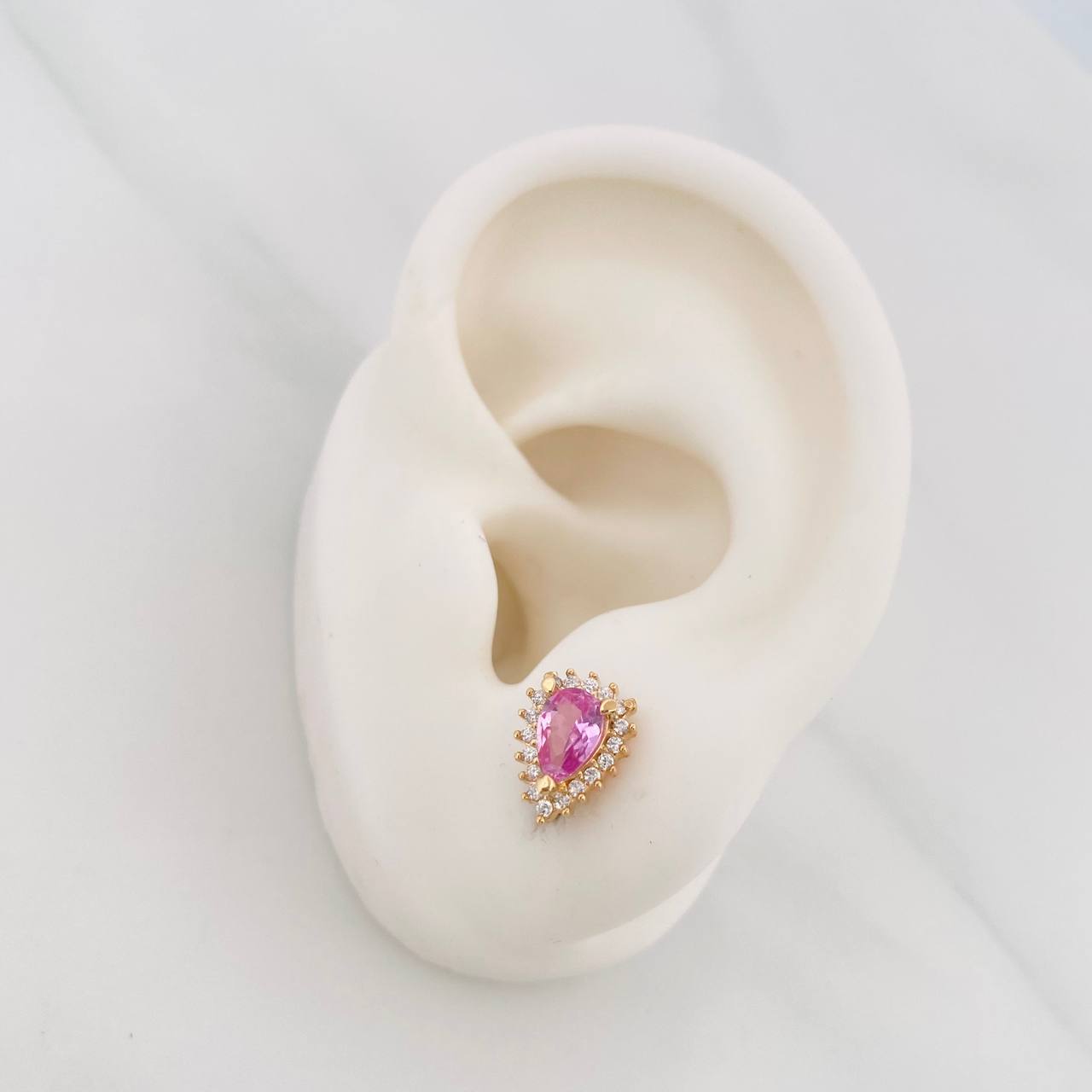 Topos Lagrima 2.1g / in / 7.4mm Oro Amarillo 18K