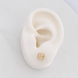 Topos Flor 1.3g / in / 4.85mm Oro Amarillo 18K