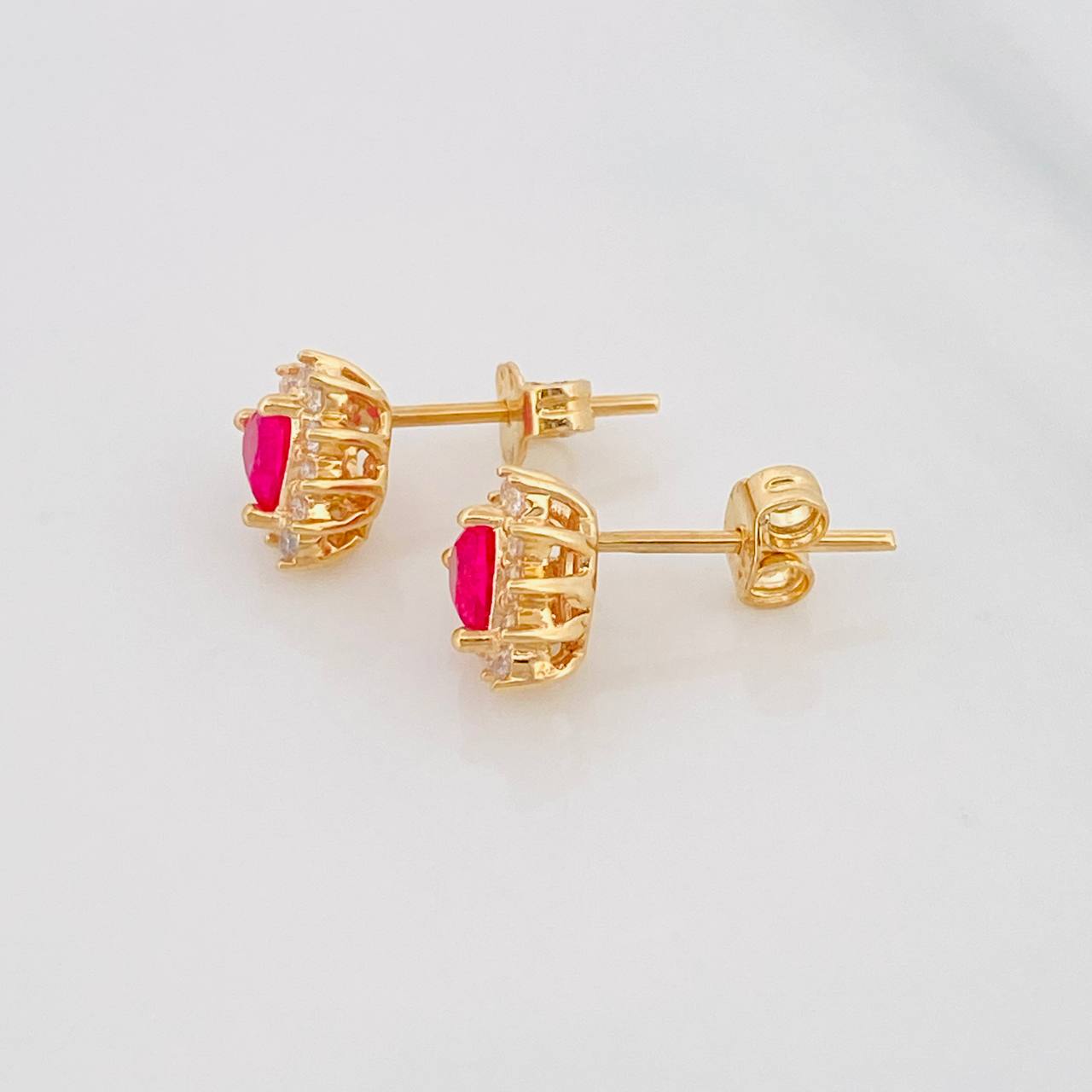 Topos Corazon Tupido 2.1g / in / 6.5mm Oro Amarillo 18K