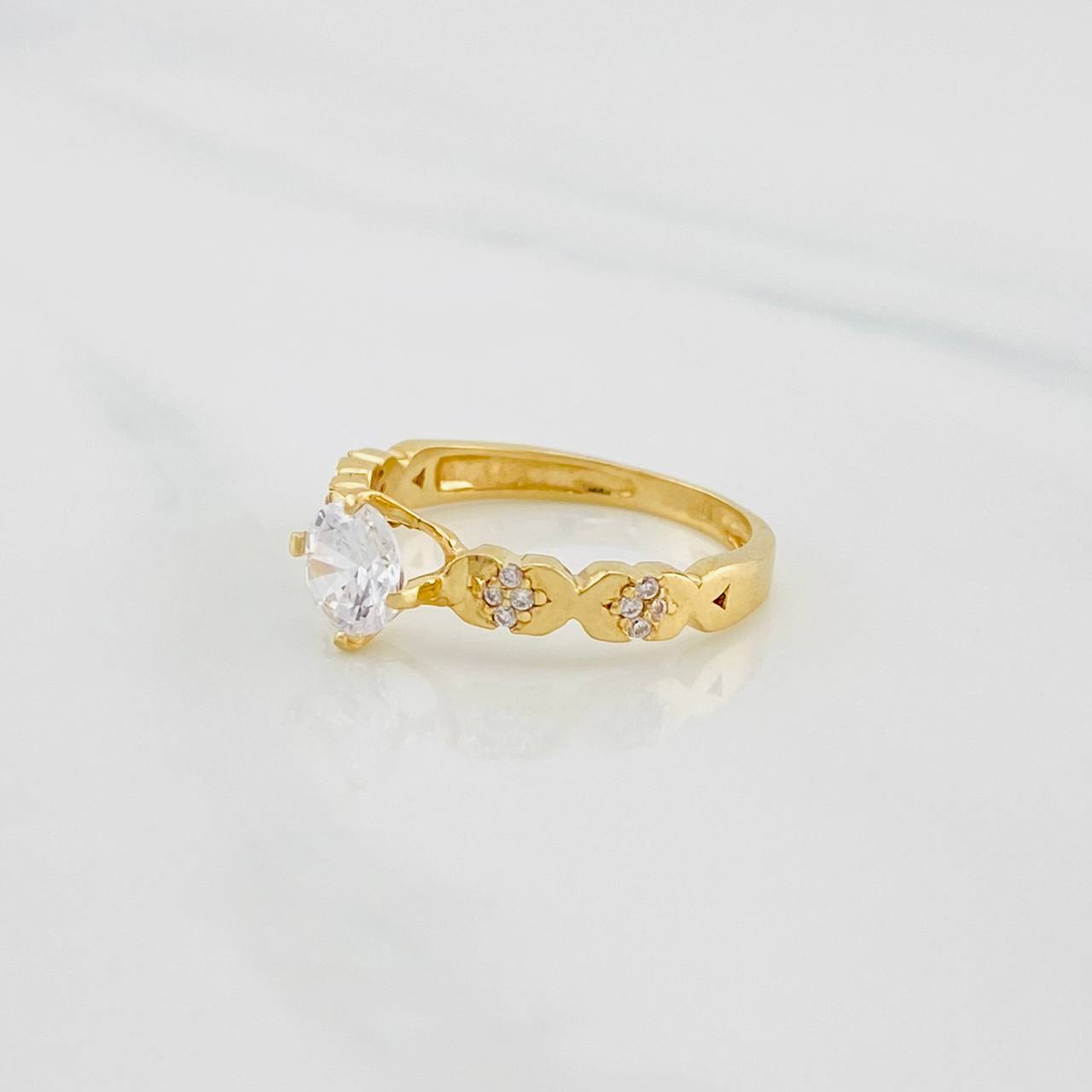 Solitaire Ring Churumbela Flores 2.55g / T5 3/4 Yellow Gold 18K