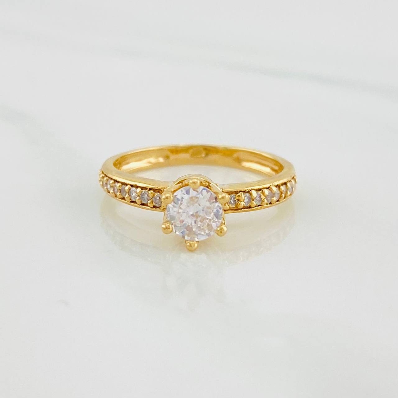 Anillo Solitario Churumbela 2.7g / T6 1/4 Oro Amarillo 18K
