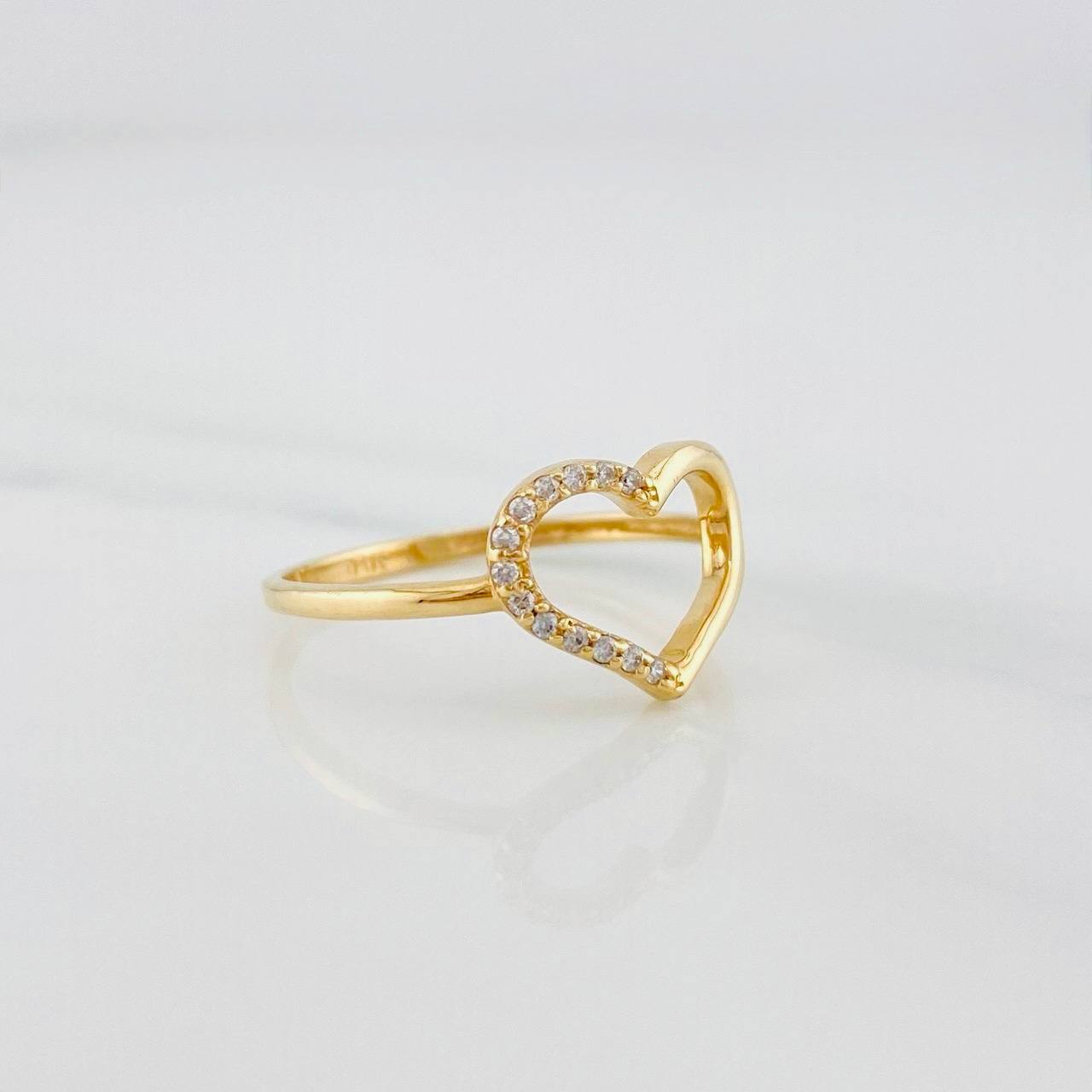 Anillo Silueta Corazón 1.45g / T4 1/4 Oro Amarillo 18K