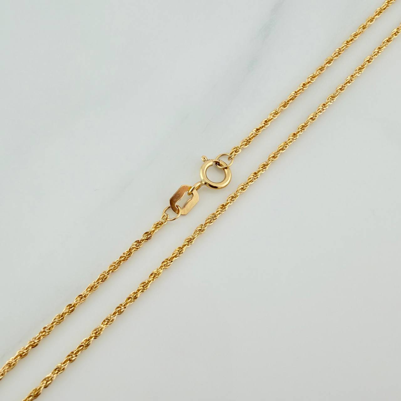 Set Cadena y Dije Lazo + Luna 1.1gr / 15 3/4 in / 1.23mm Oro Amarillo 18K (Oferta) &