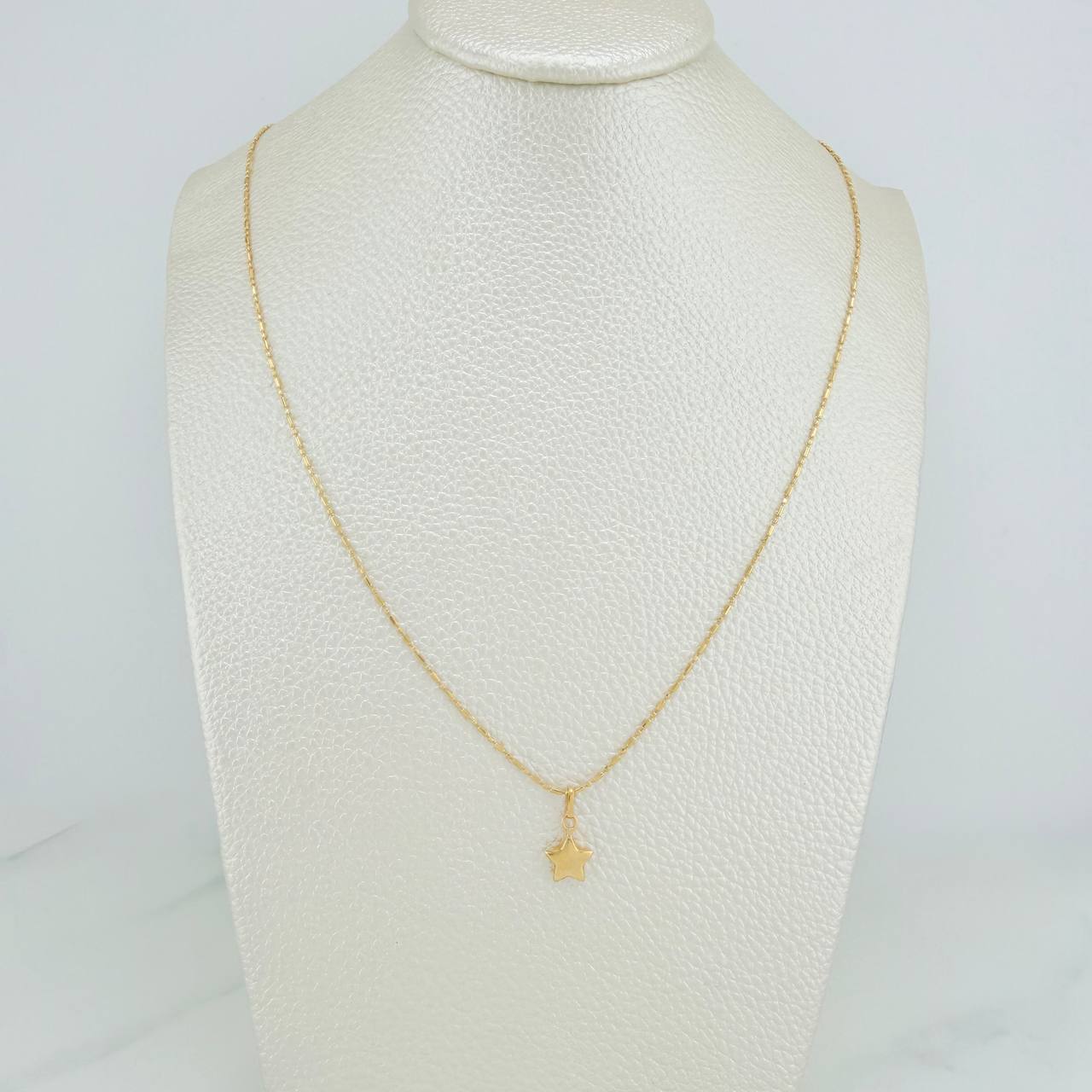 Set Cadena y Dije Morse + Estrella 1.85gr / 17 3/4 in / 0.73mm Oro Amarillo 18K (Oferta) &