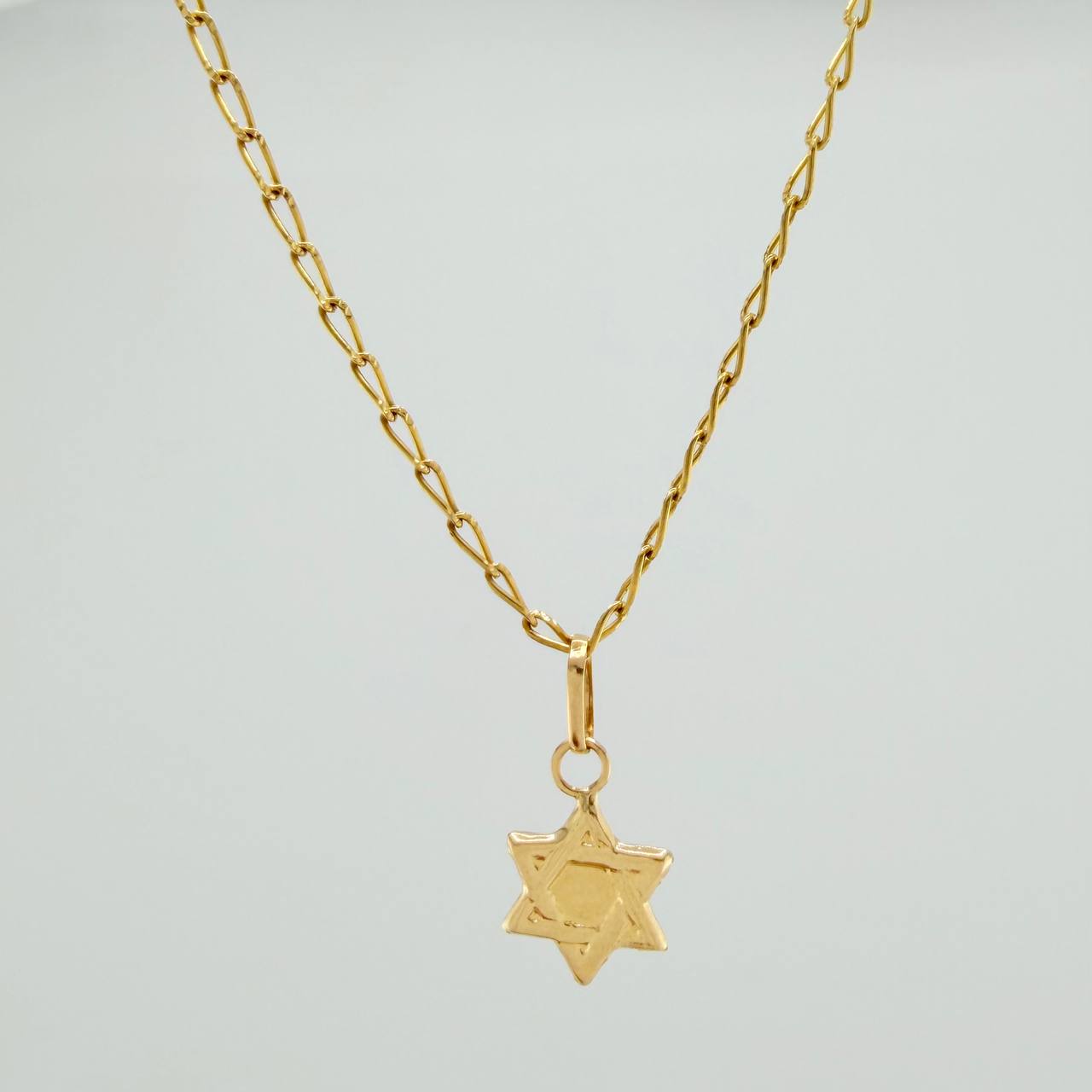 Set Cadena y Dije Espiga + Estrella David 1.95gr / 17 3/4 in / 1.22mm Oro Amarillo 18K (Oferta) &