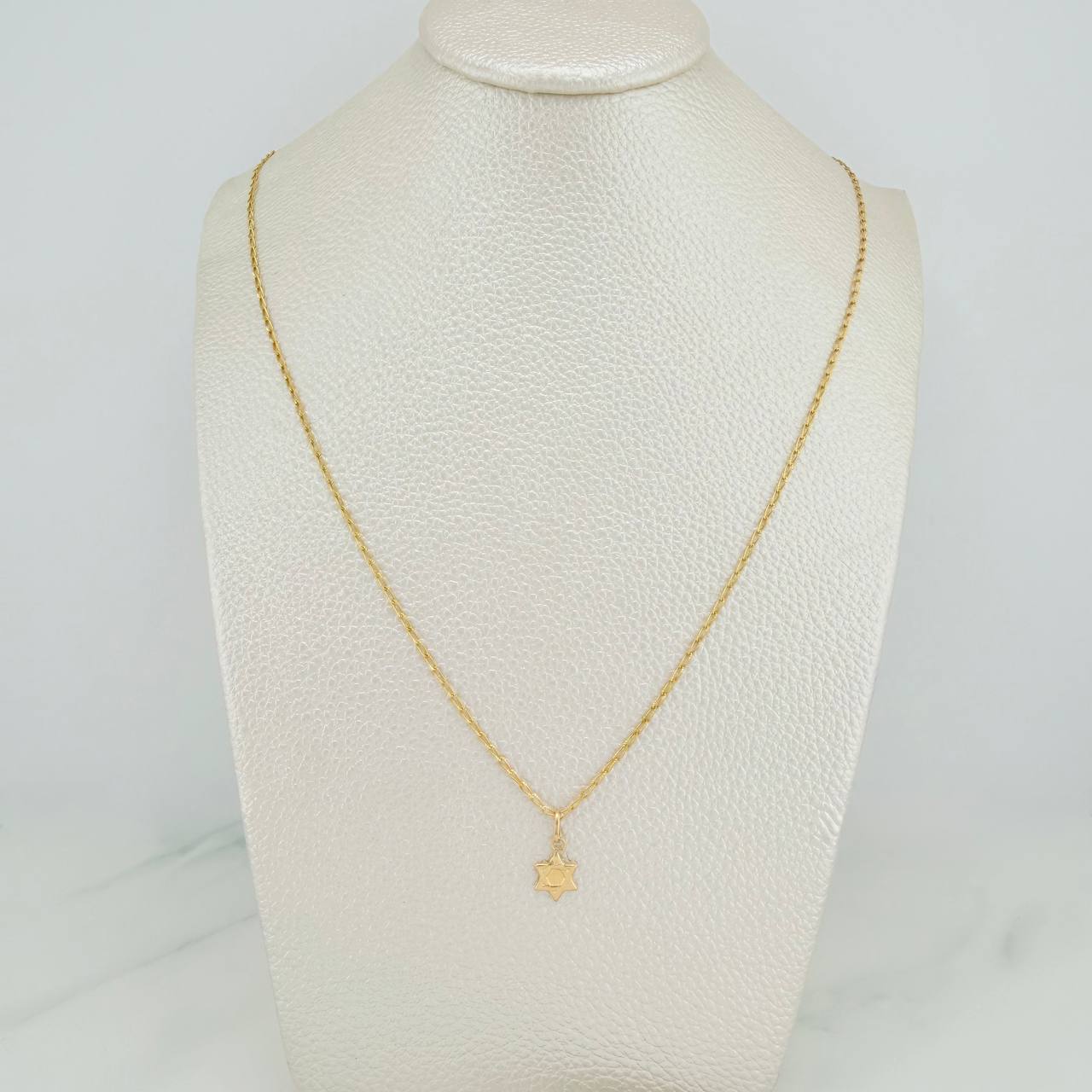 Set Cadena y Dije Espiga + Estrella David 1.95gr / 17 3/4 in / 1.22mm Oro Amarillo 18K (Oferta) &