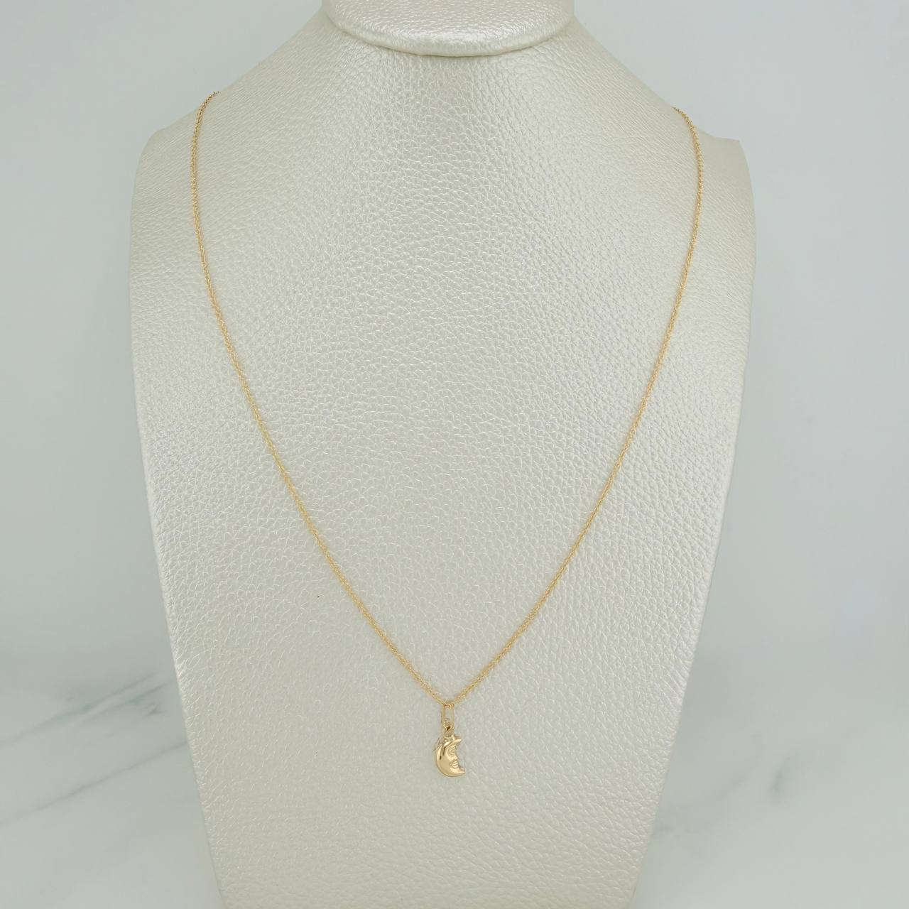 Set Cadena y Dije Aro Seguido + Luna 1.65gr / 18 in / 1mm Oro Amarillo 18K (Oferta) &