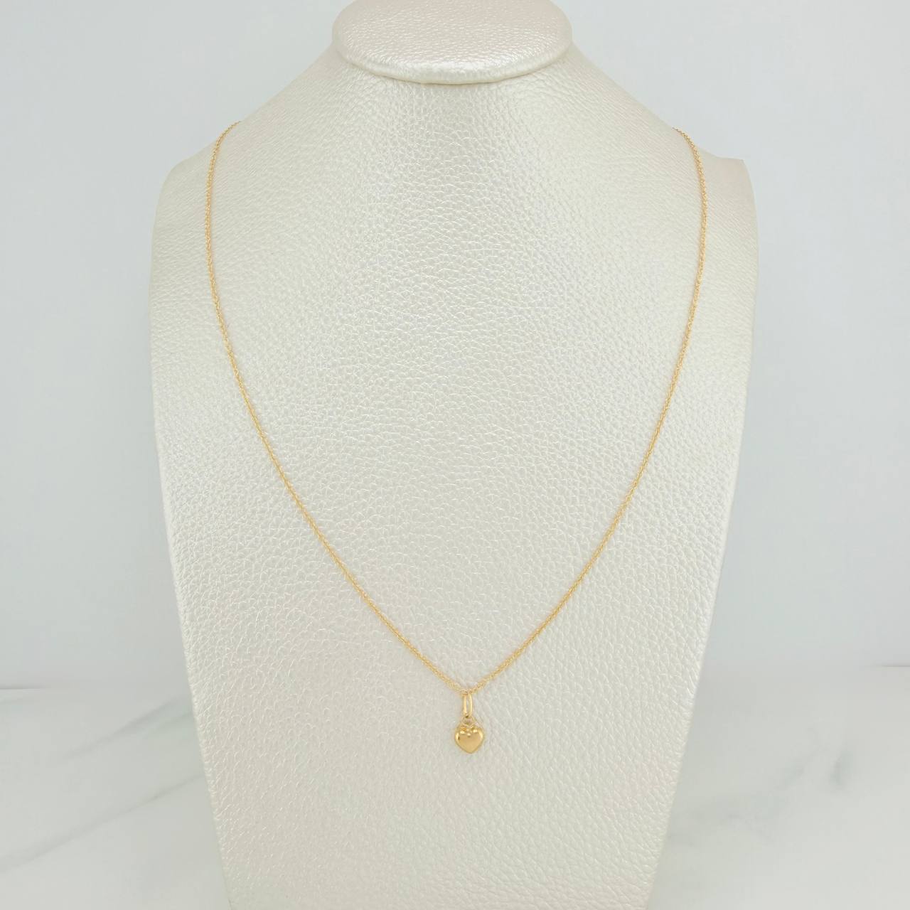 Set Cadena y Dije Aro Seguido + Corazon 1.55gr / 17 3/4 in / 0.96mm Oro Amarillo 18K (Oferta) &