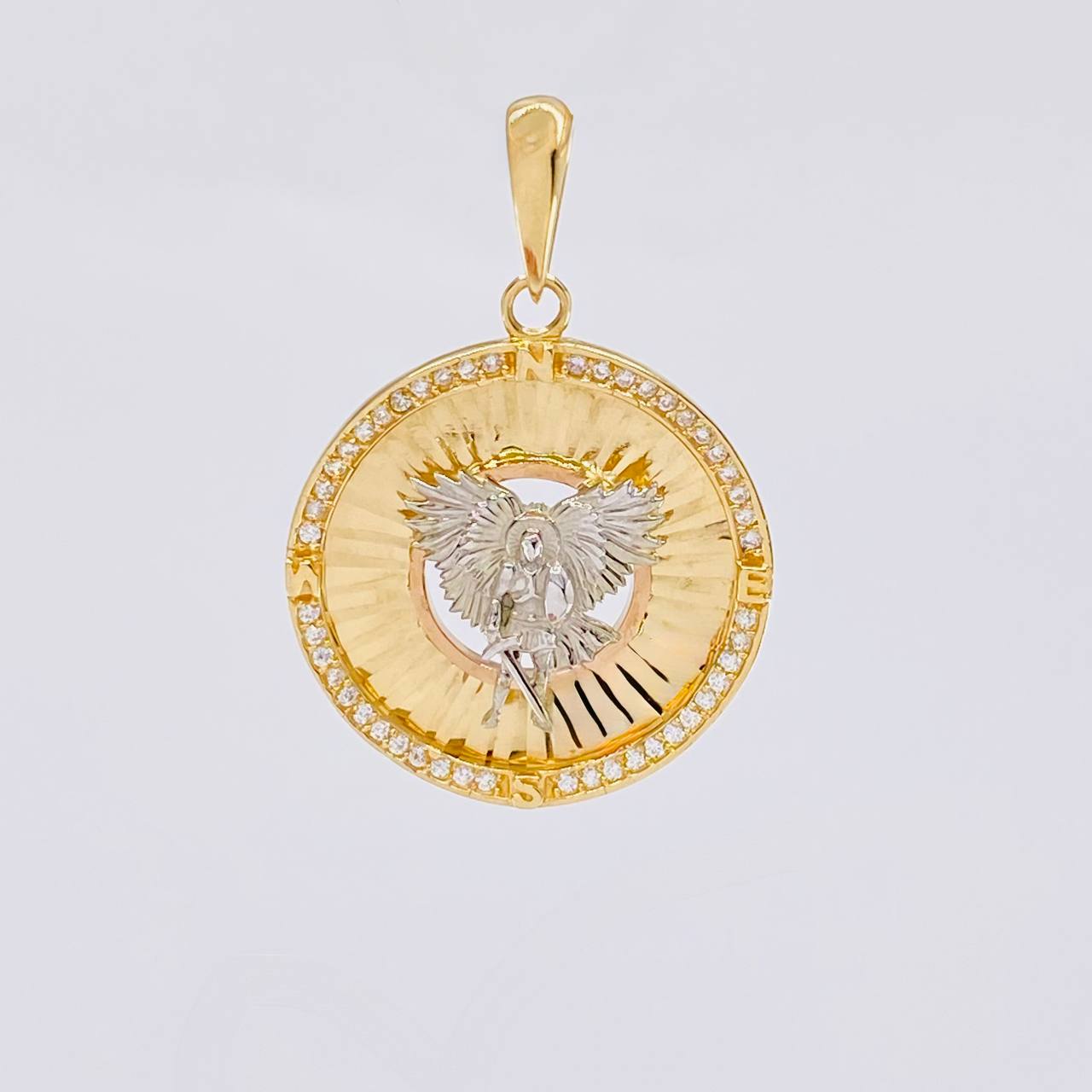 Dije Circulo San Miguel 4.5g / 1 1/4 in Dos Oros Amarillo Blanco 18K