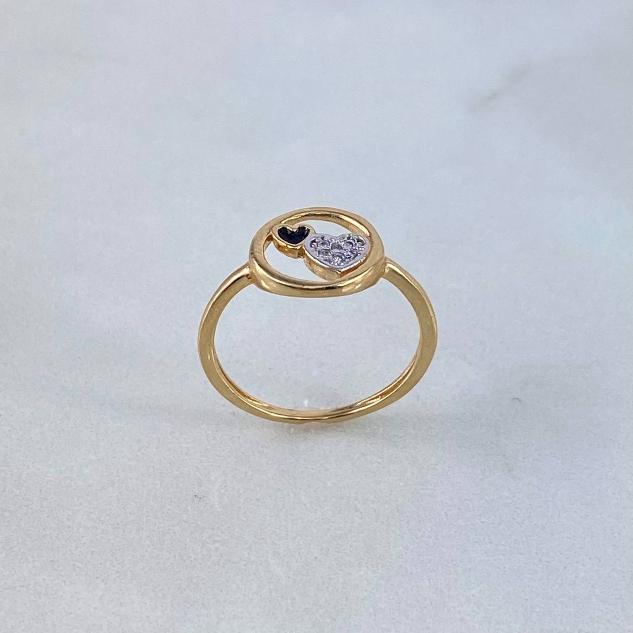 Hearts Ring 1.55gr / Size 4 3/4 / White-Black Zircons Two Yellow and White Golds