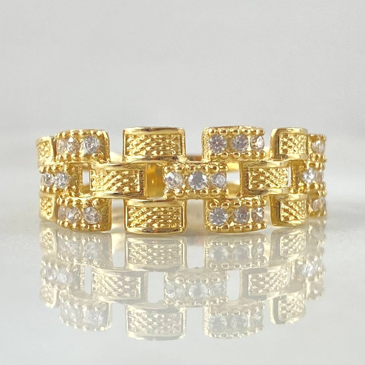 Rustic Interlaced Strap Ring 4.15gr / Size 8 1/4 / 18K Gold