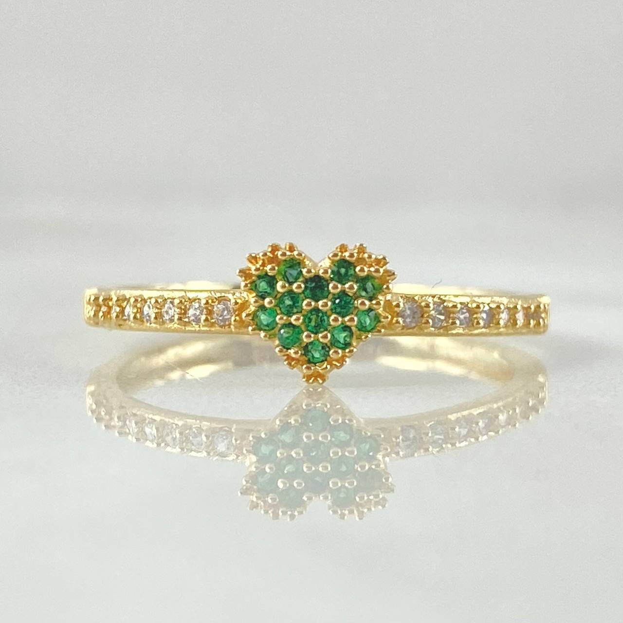 Dense Heart Track Ring 1.95gr / Size 7 3/4 / 18K Gold