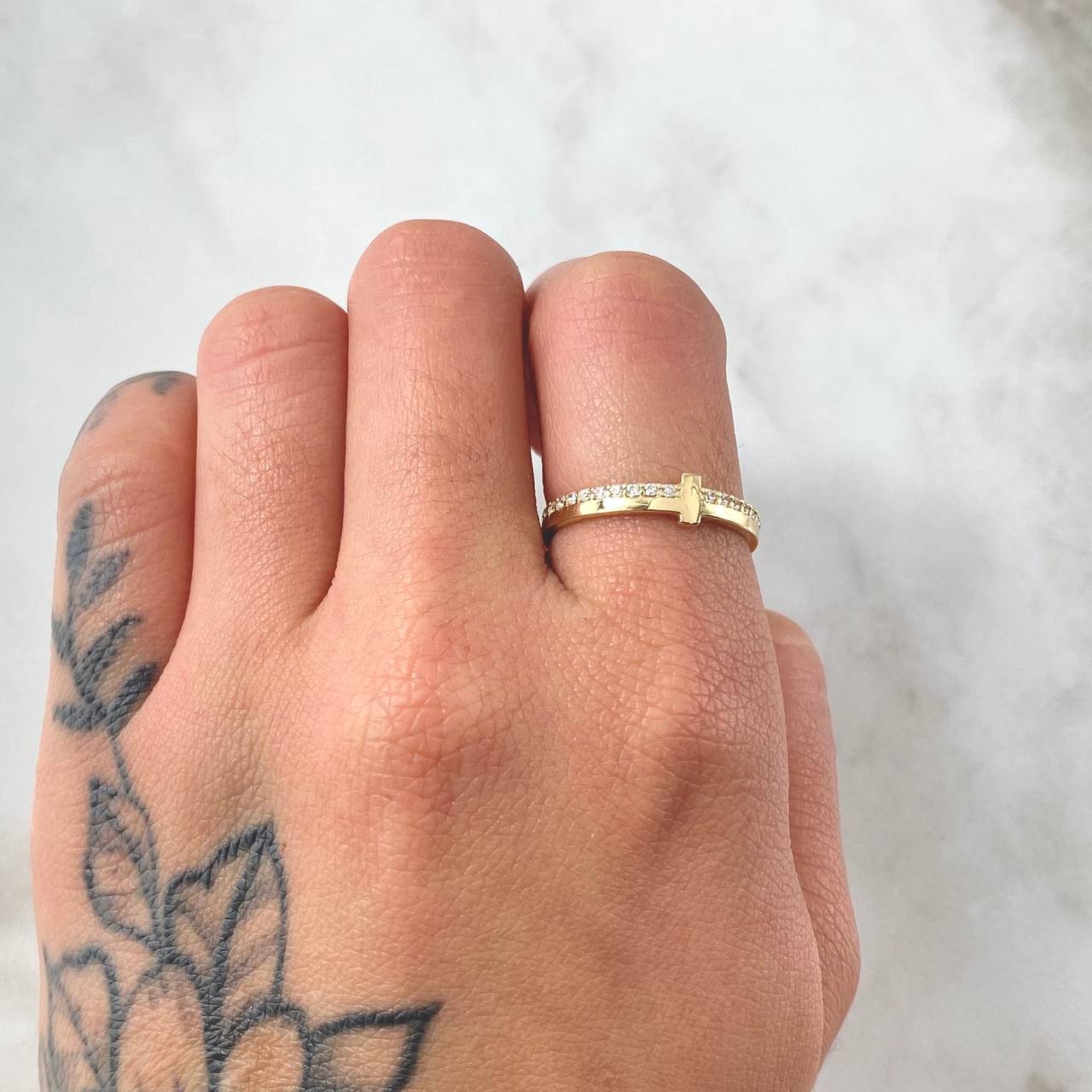 Scepter Divider Ring 2.1gr / Size 6 3/4 / 18K Gold