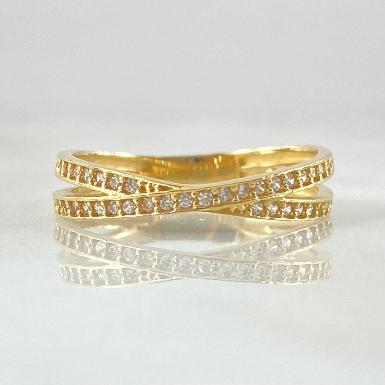 Infinity Ribbon Ring 2.05gr / Size 7 / 18K Gold