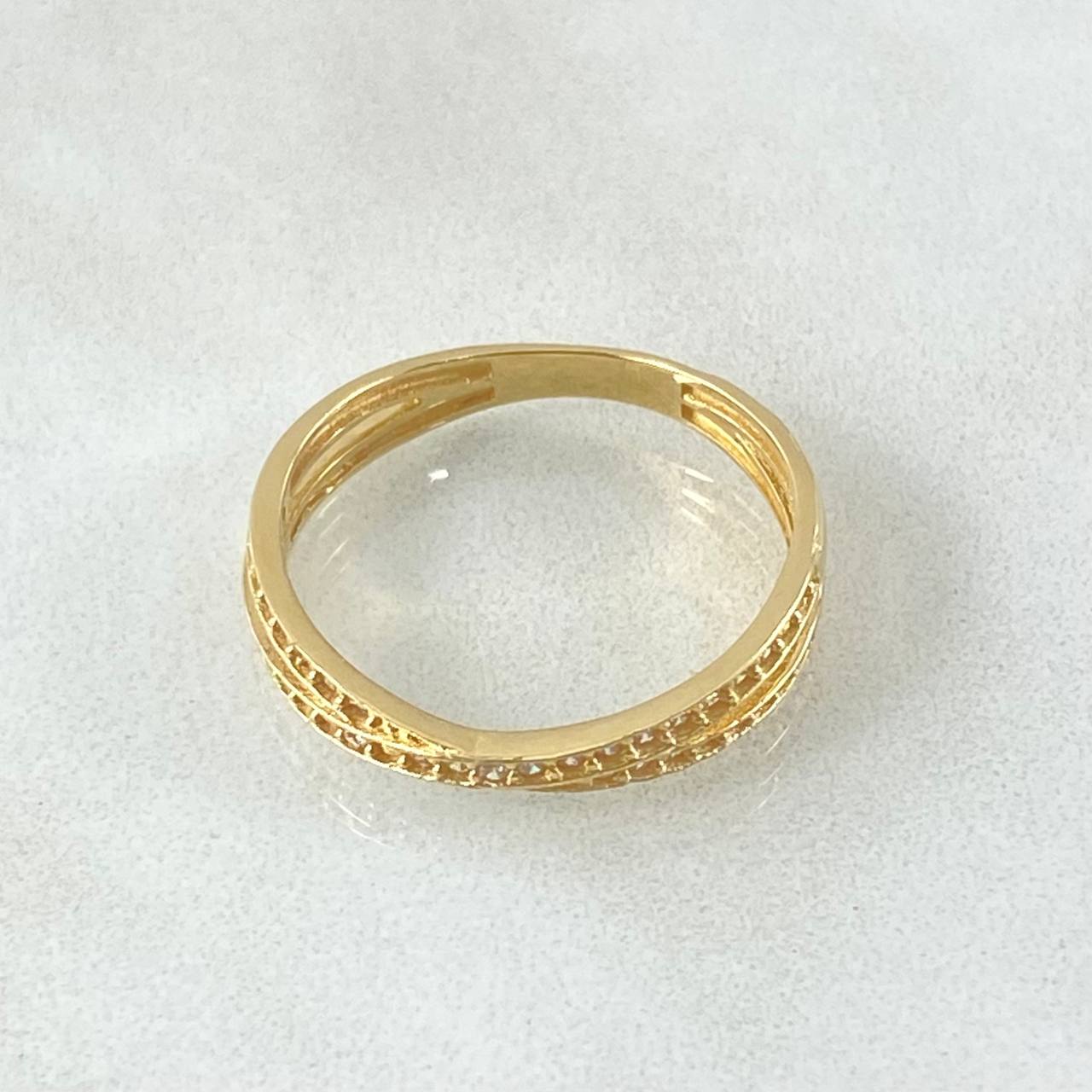 Infinity Ribbon Ring 2.3gr / Size 6 3/4 / 18K Gold