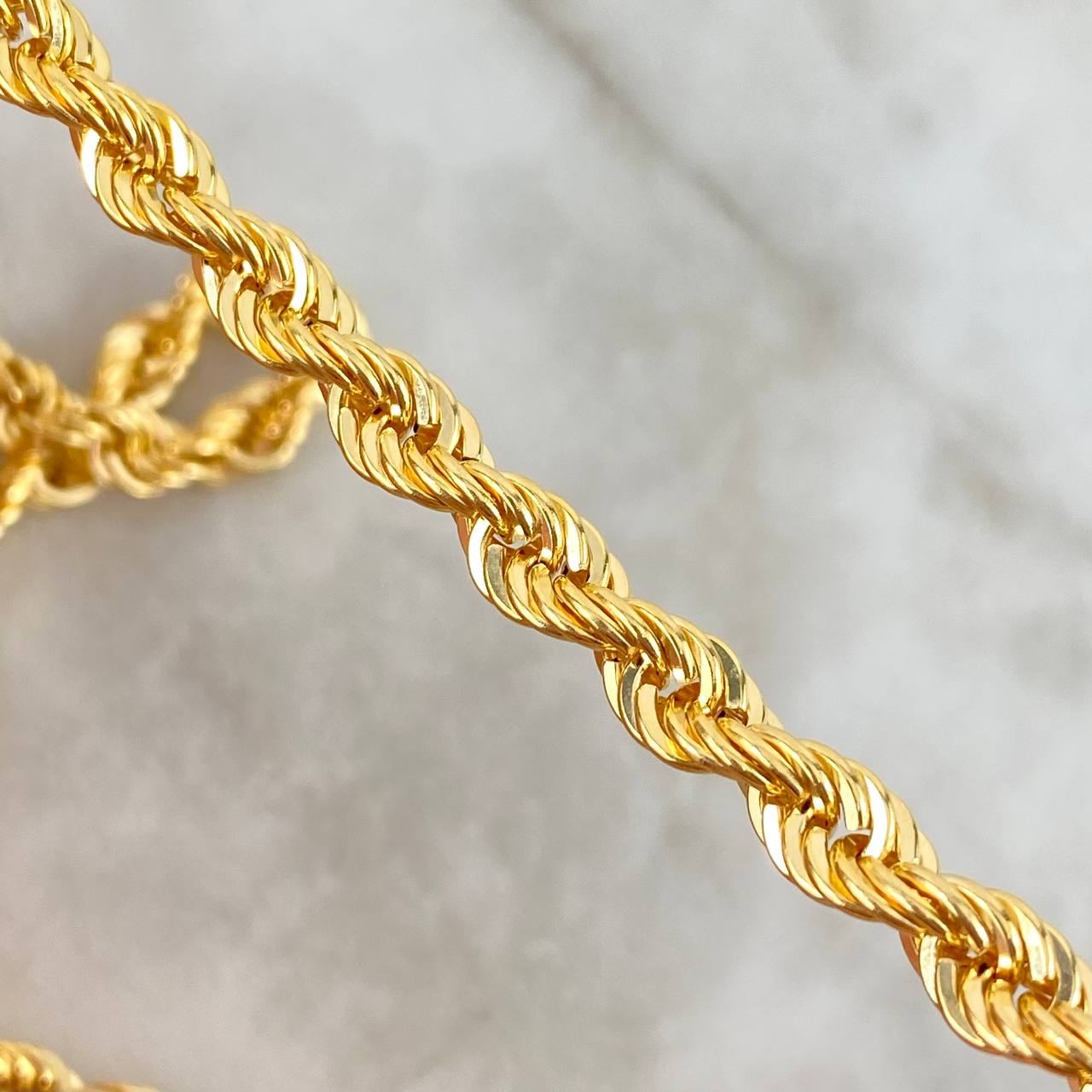 Cadena Lazo 16.3gr / 23 1/2 in / 6mm Oro Amarillo +3 18K *