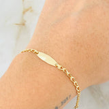 Pulso Bebé Espiga Placa Ovalada 1gr / 5 in / Oro Amarillo 18K