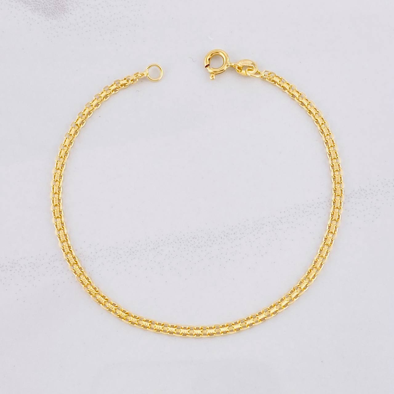 Pulso Chino 2.45g / 7 1/2 in / 2.5mm Oro Amarillo 18K