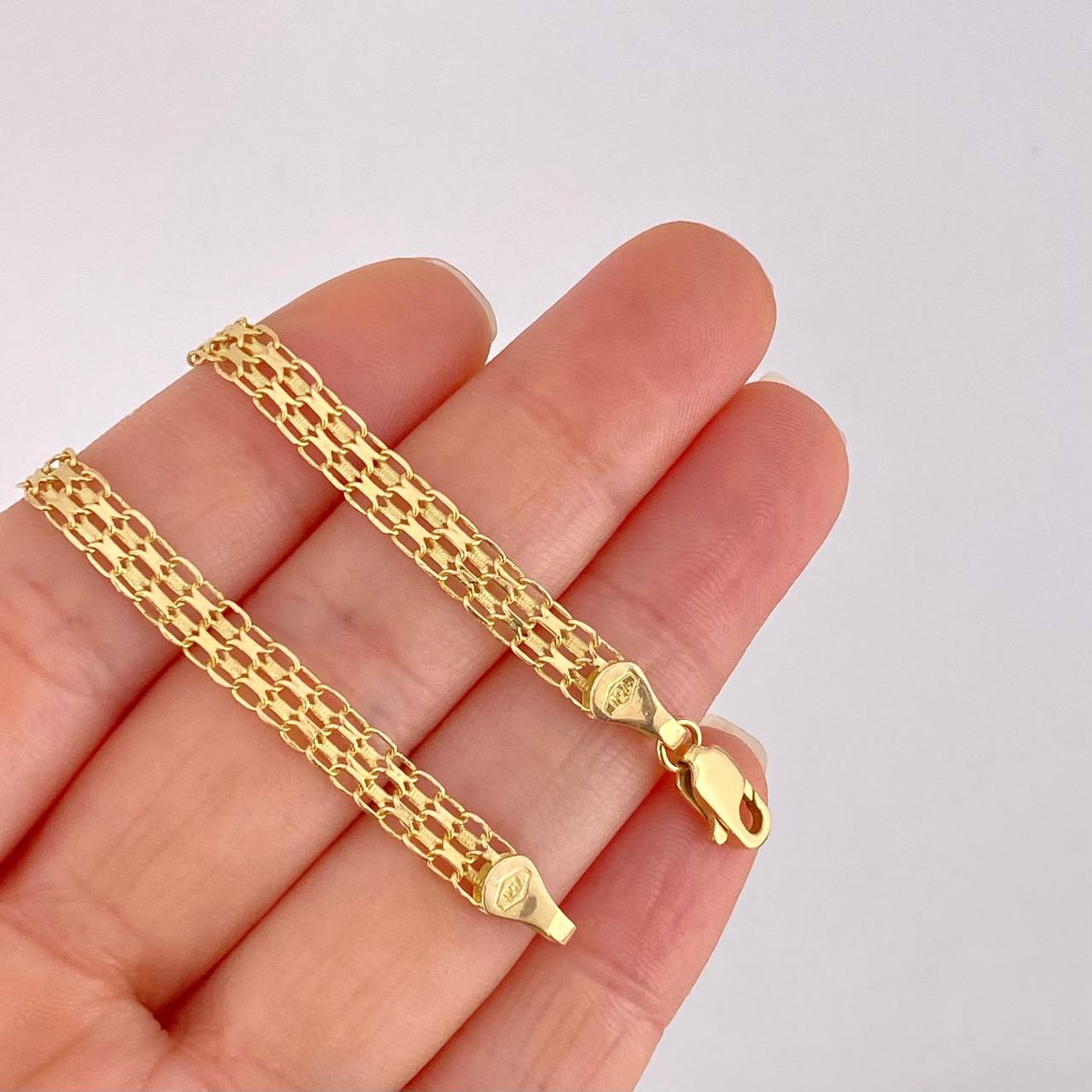 Pulso Chino 5g / 8 1/4 in / 5.1mm Oro Amarillo 18K