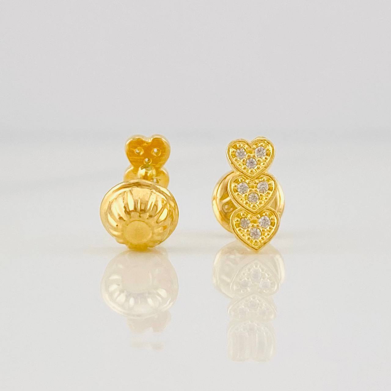 Stud Earrings Hearts 0.8g / in / 8mm Yellow Gold 18K