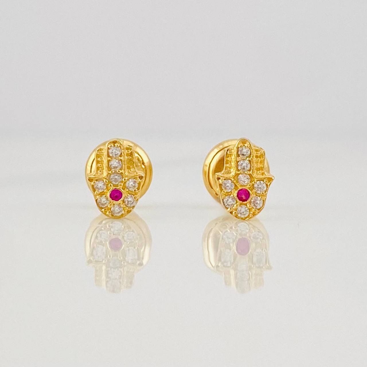 Stud Earrings Hamsa Hand 0.8g / in / 6.5mm 18K Yellow Gold