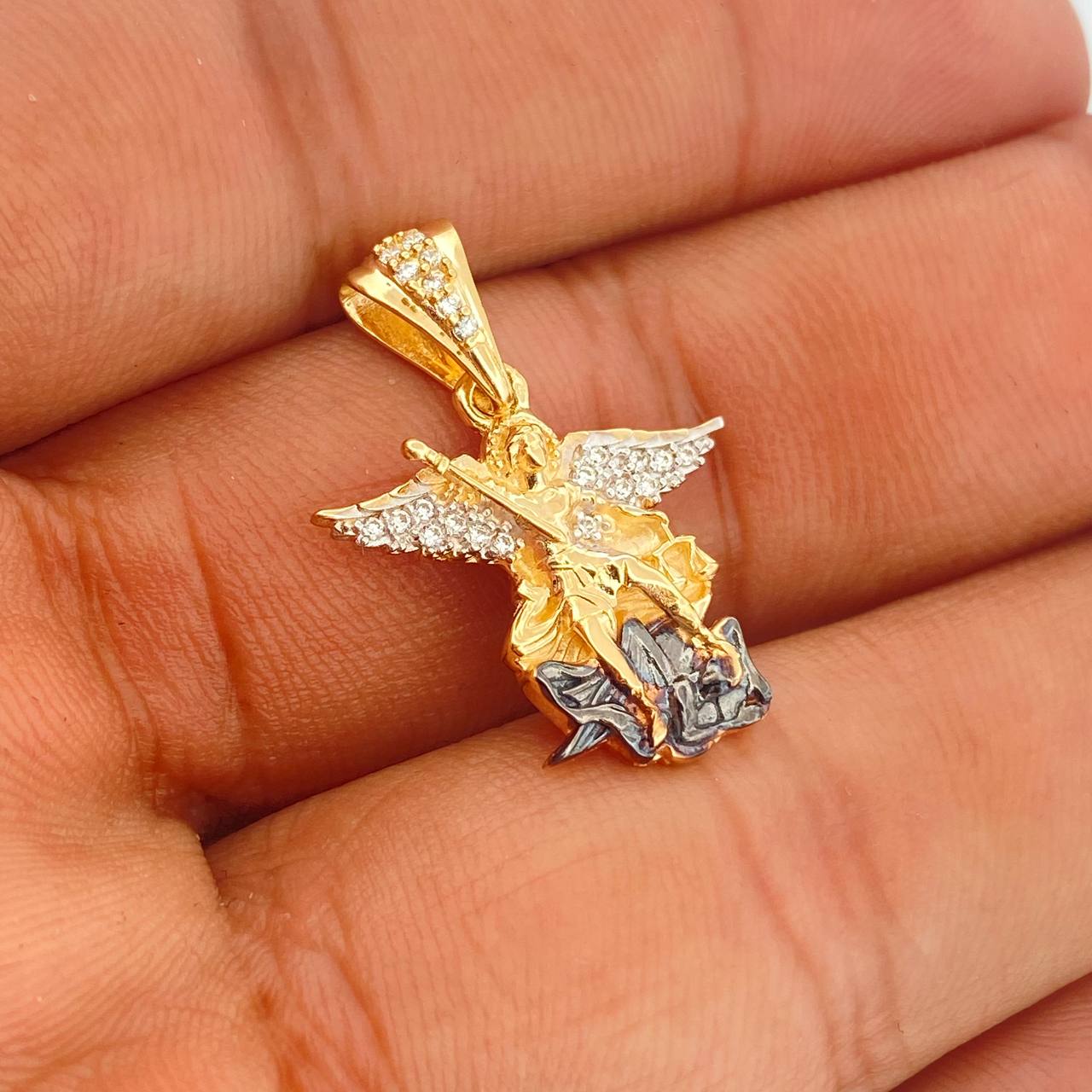 Dije San Miguel 3.15gr / 1 in / Tres Oros 18K %
