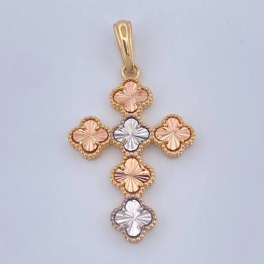 Dije Cruz Trebol 4.35gr / 1 3/4 in / Tres Oros 18K %