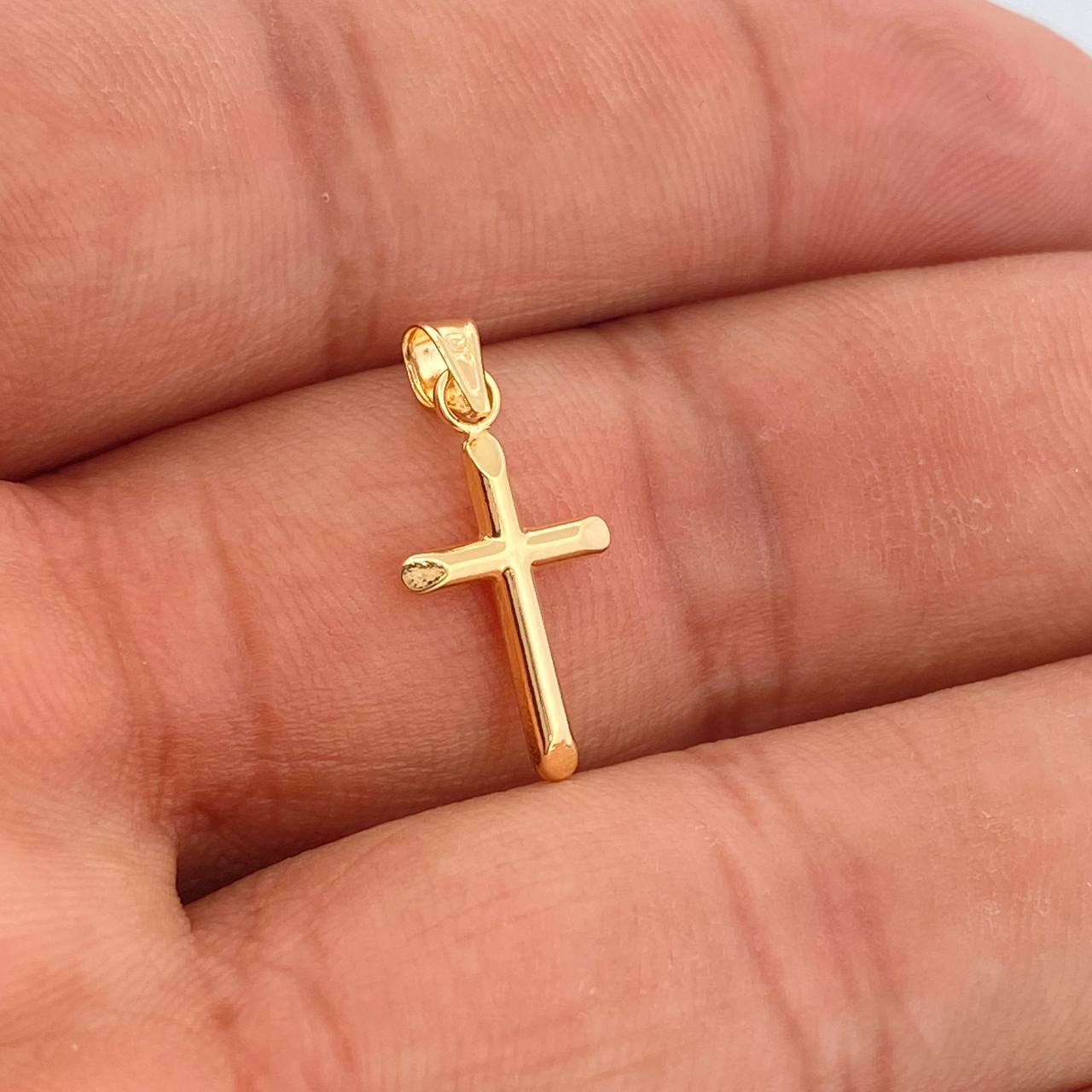 Dije Cruz 0.4gr / 3/4 in / Oro Amarillo 18K %