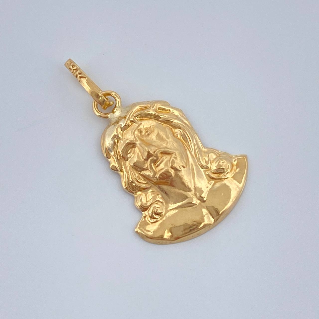 Dije Rostro Cristo 0.75gr / 3/4 in / Oro Amarillo 18K %