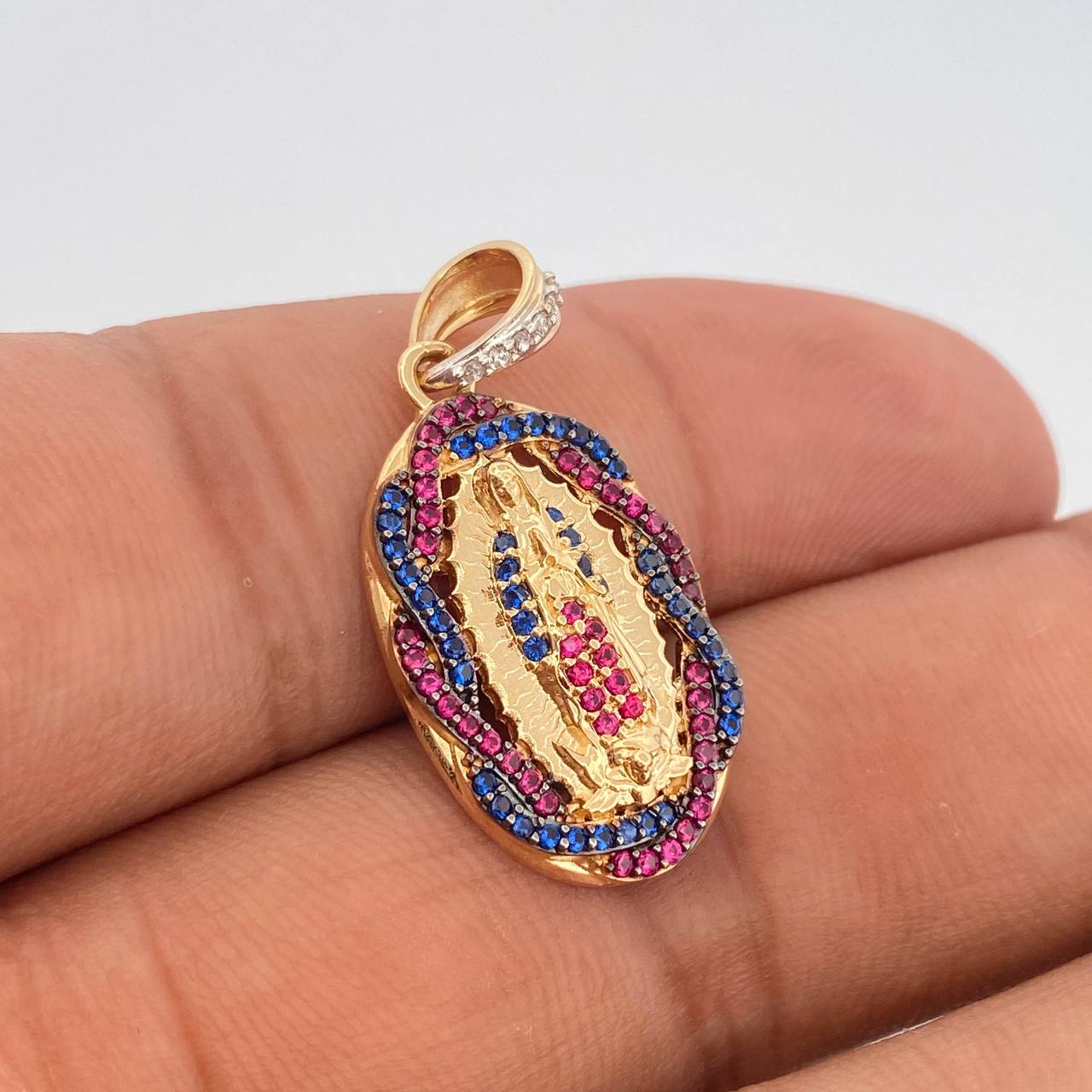 Dije Virgen De Guadalupe 3.75gr / 1 1/4 in / Tres Oros 18K %