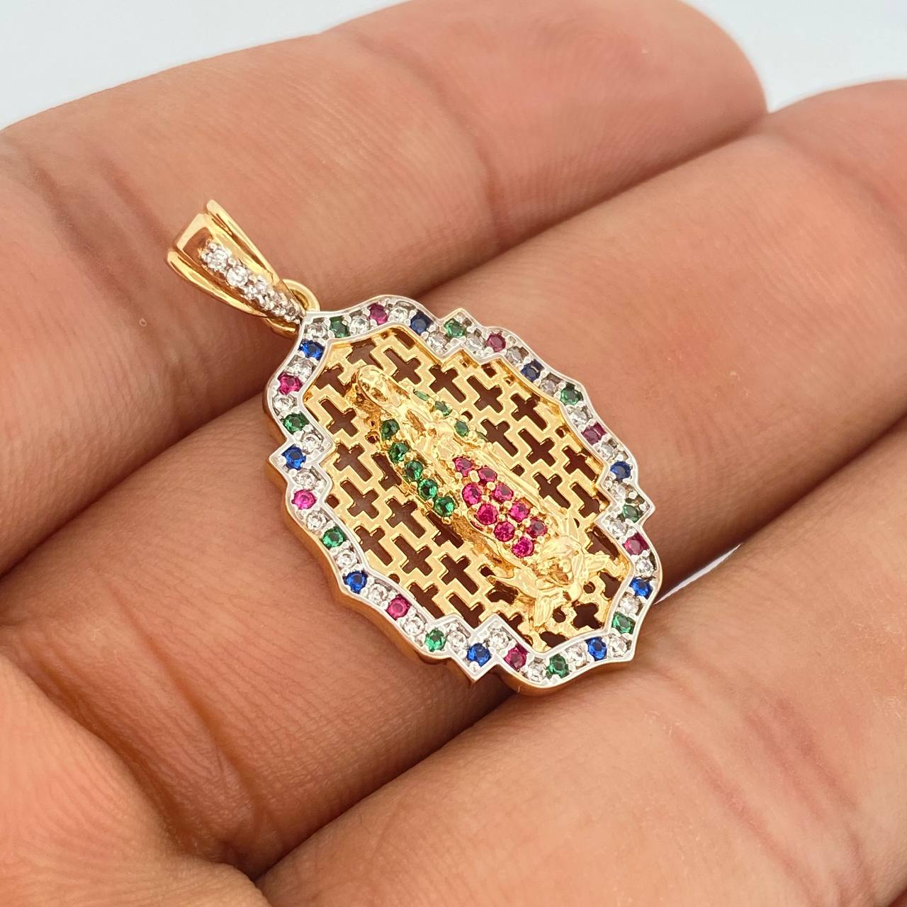 Dije Virgen De Guadalupe 3.65gr / 1 1/4 in / Dos Oros Amarillo Blanco 18K %