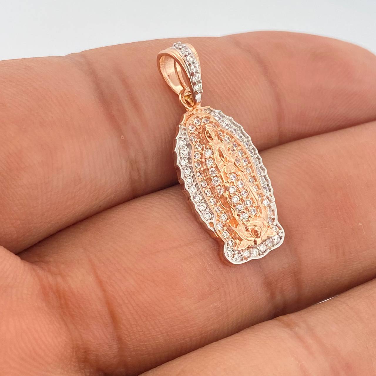Dije Virgen De Guadalupe 2.75gr / 1 in / Dos Oros Blanco Rosa 18K %