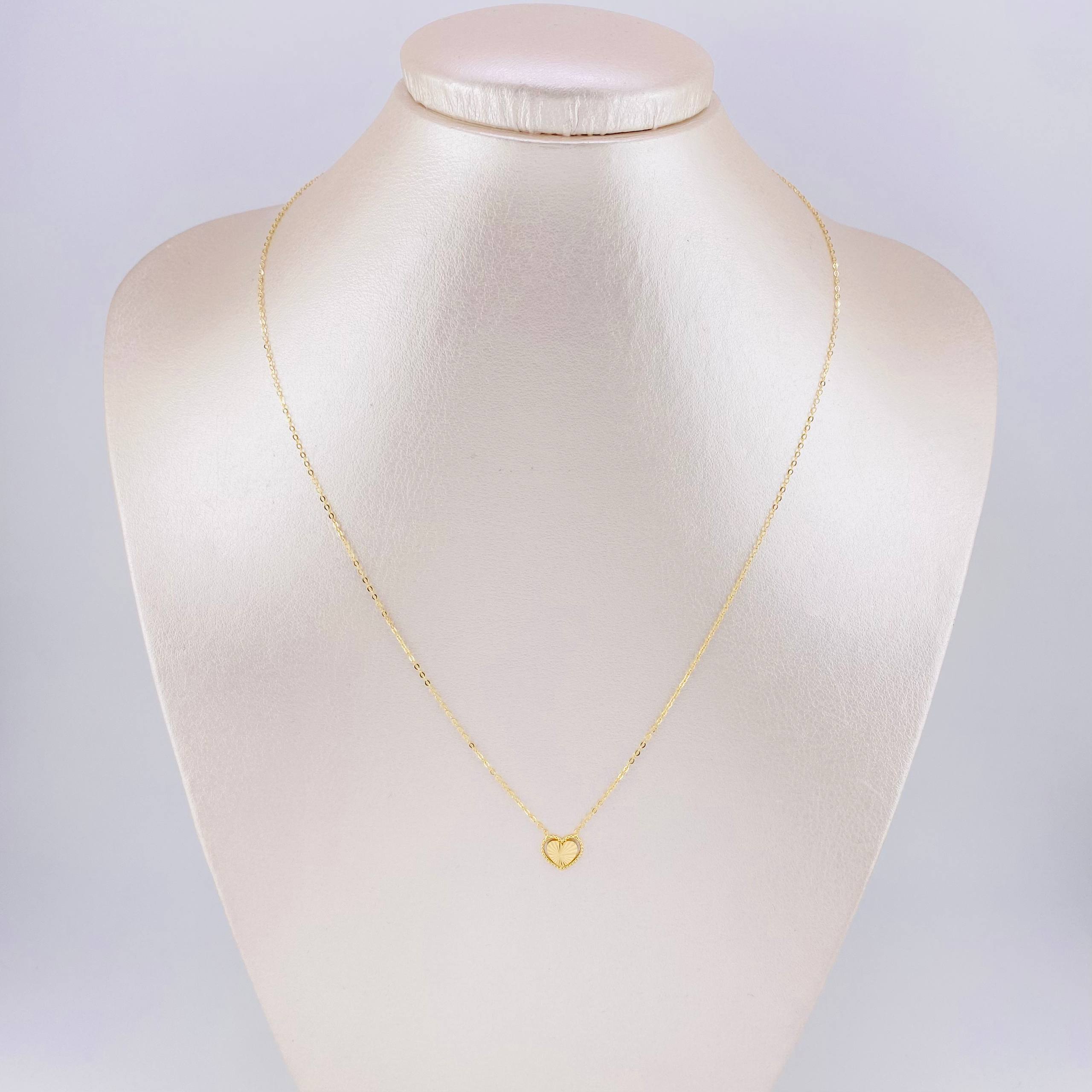 Cadena Aro Seguido Dije Corazón Diamantado 1.4g / 18 in / 1mm Oro Amarillo 18K