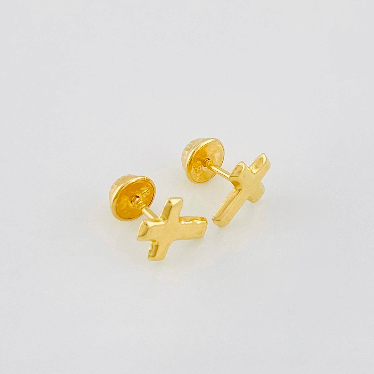 Stud Earrings Cross 0.6g / in / 9mm Yellow Gold 18K