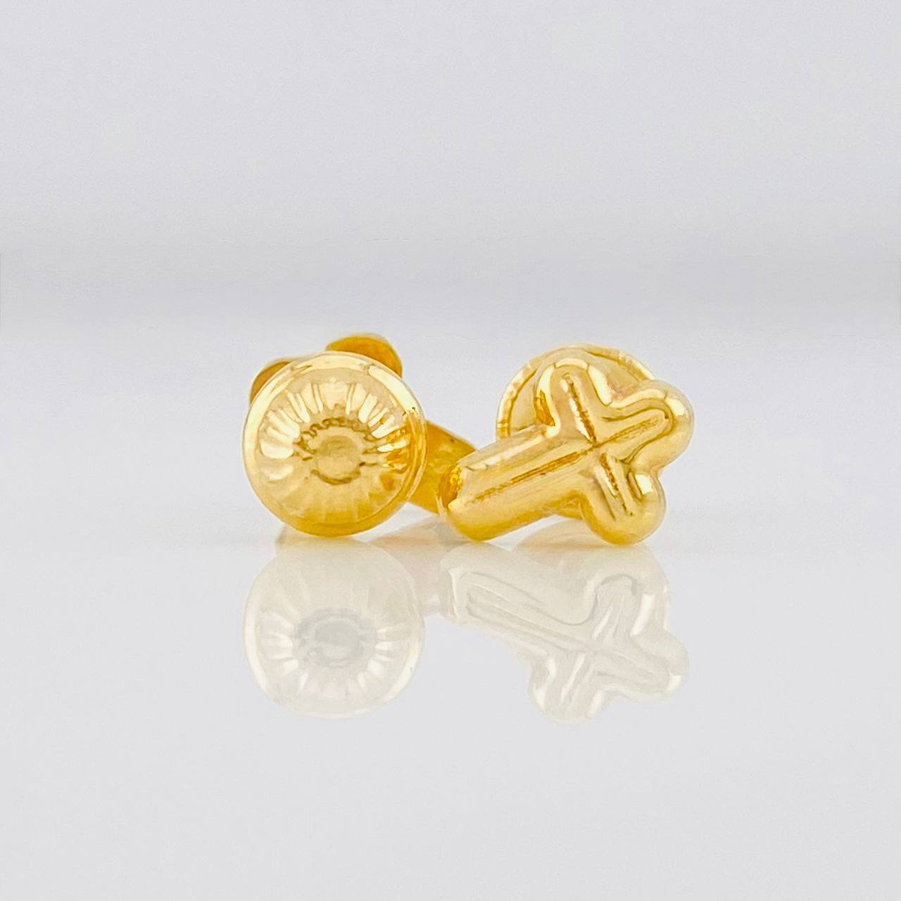 Stud Earrings Cross 0.55g / in / 8mm Yellow Gold 18K