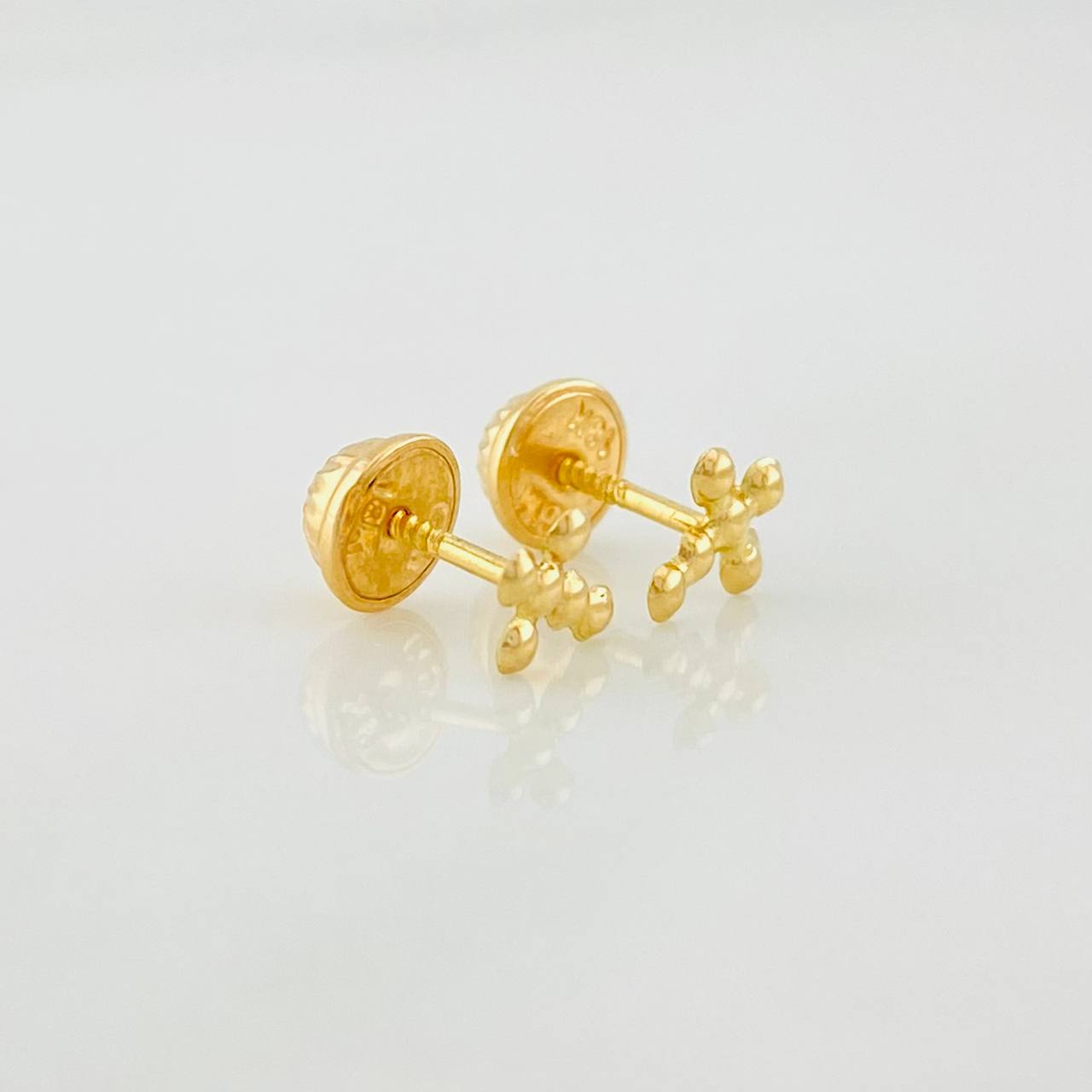 Stud Earrings Cross 0.45g / in / 6.8mm Yellow Gold 18K