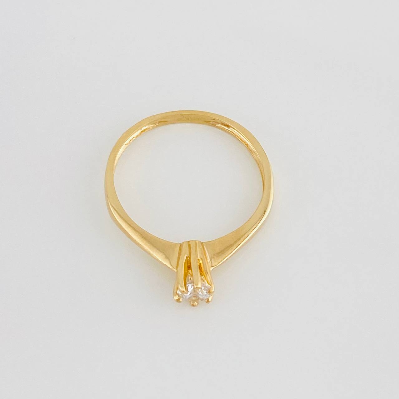 Anillo Solitario 1.9g / T6 3/4 Oro Amarillo 18K