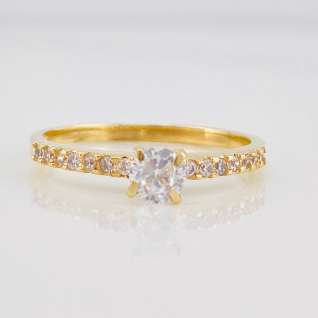 Anillo Solitario Churumbela 1.8g / T6 1/4 Oro Amarillo 18K