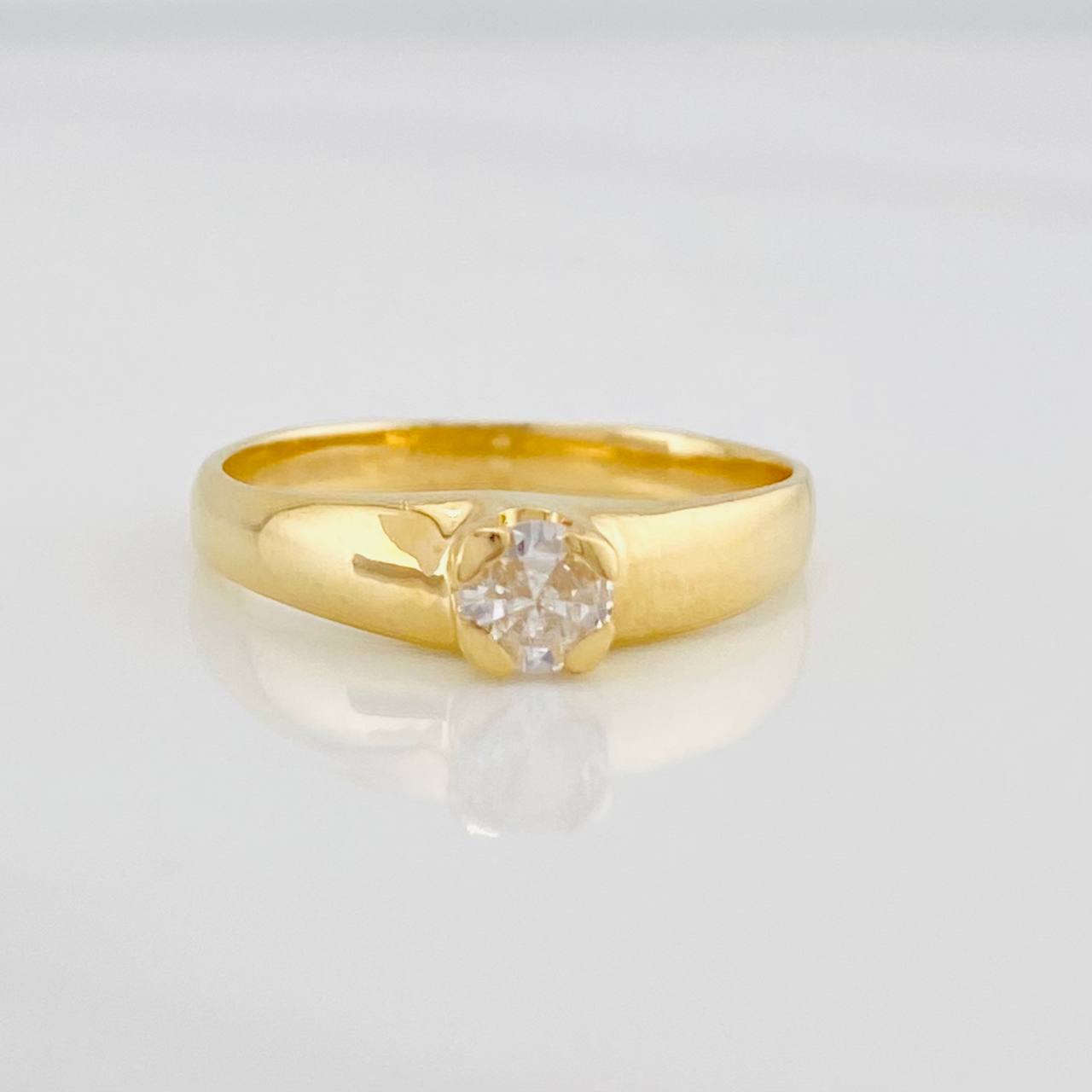 Anillo Solitario 2.25g / T5 1/2 Oro Amarillo 18K