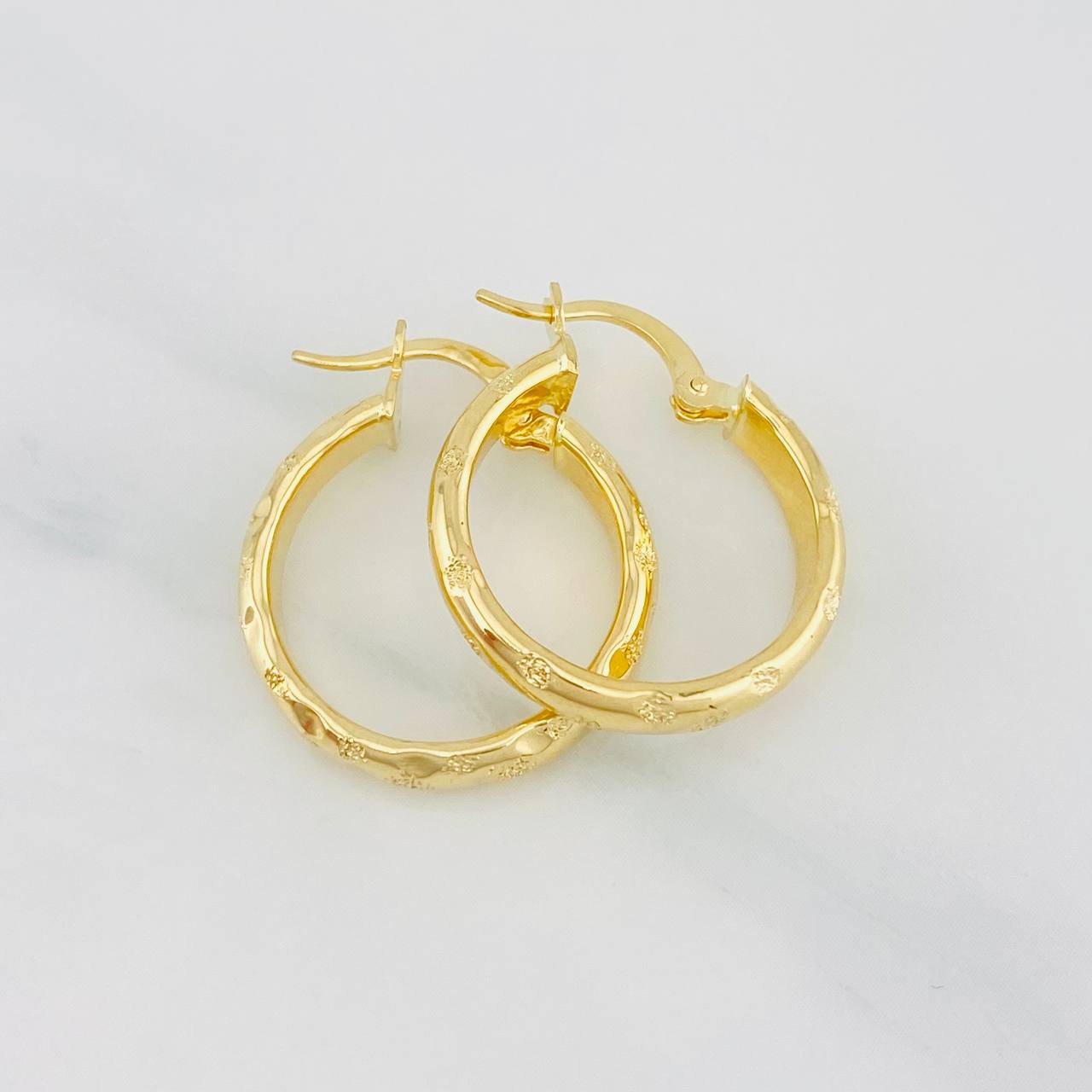 Candongas Lary 2.55g / 1 in Oro Amarillo 18K