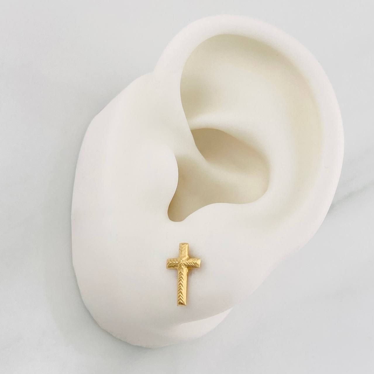 Stud Earrings Cross 0.6g / in / 10.3mm Yellow Gold 18K