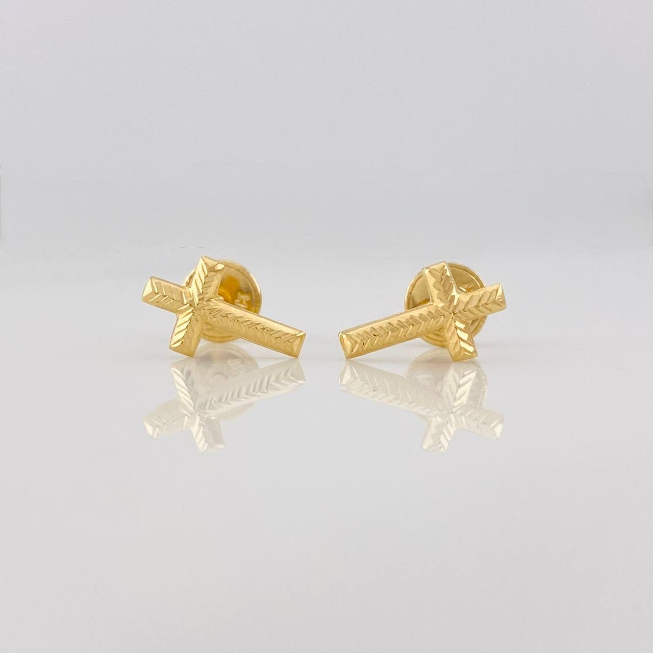Stud Earrings Cross 0.6g / in / 10.3mm Yellow Gold 18K